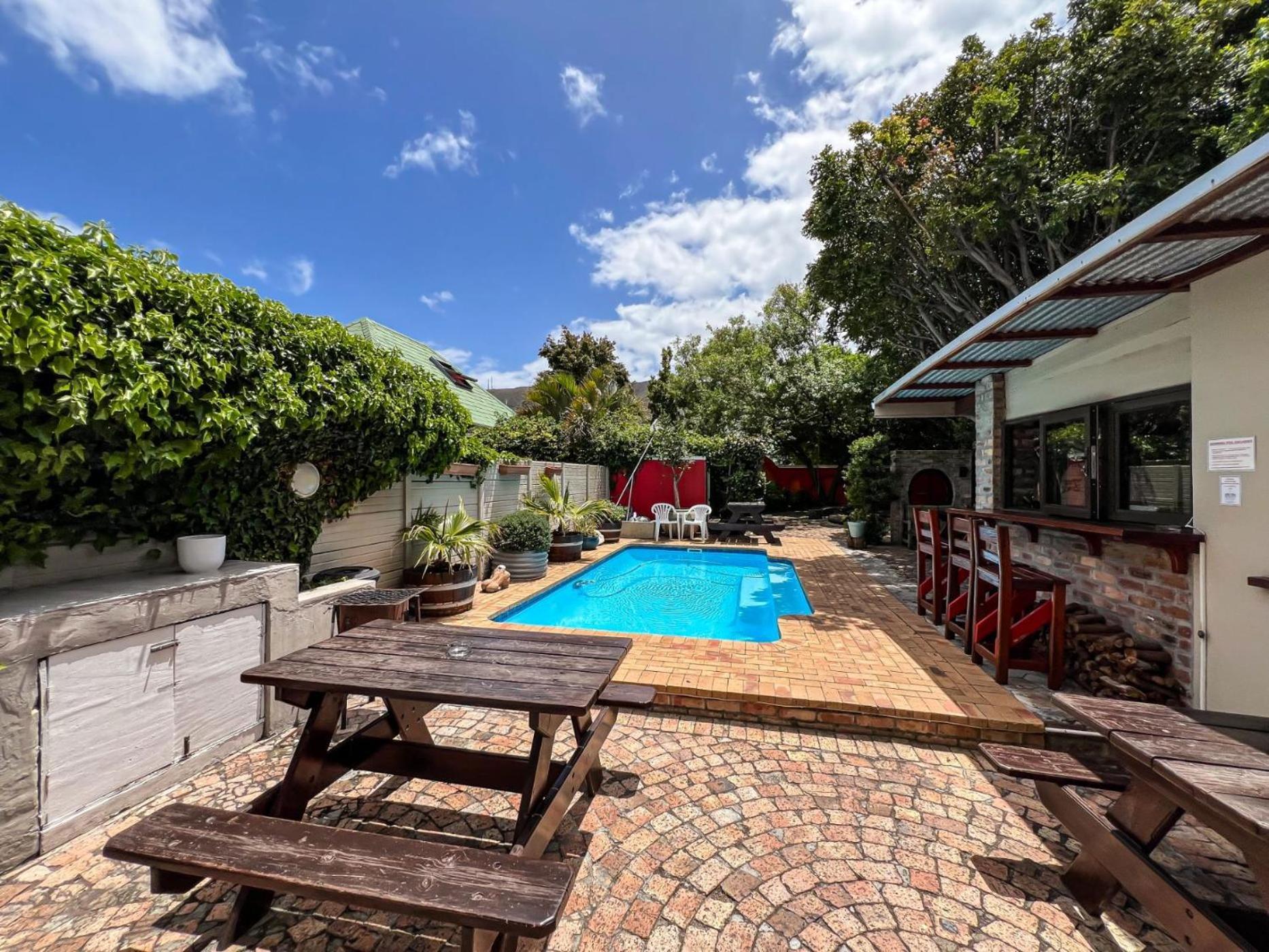 Hermanus Backpackers & Budget Accommodation Exterior foto