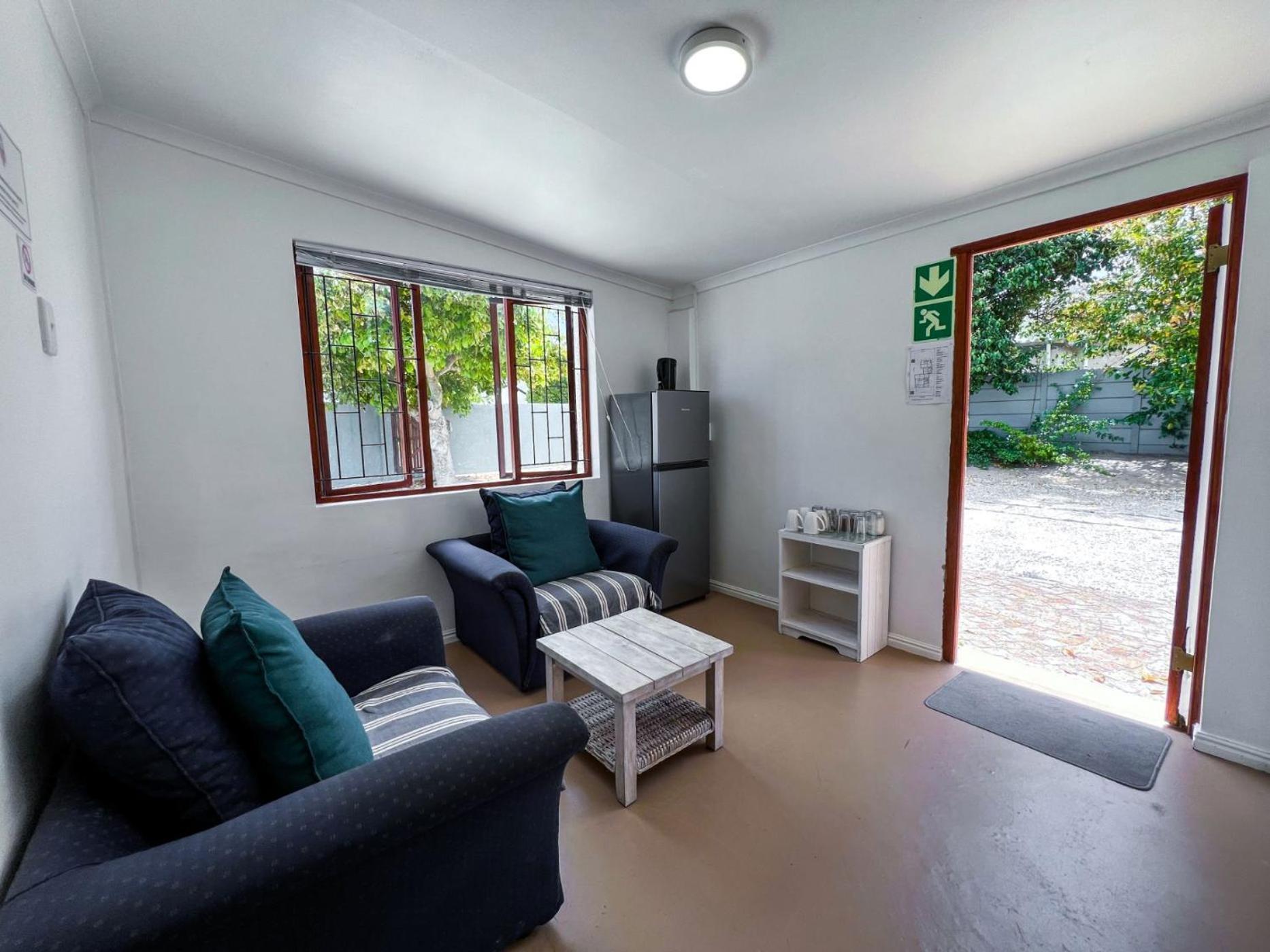 Hermanus Backpackers & Budget Accommodation Exterior foto